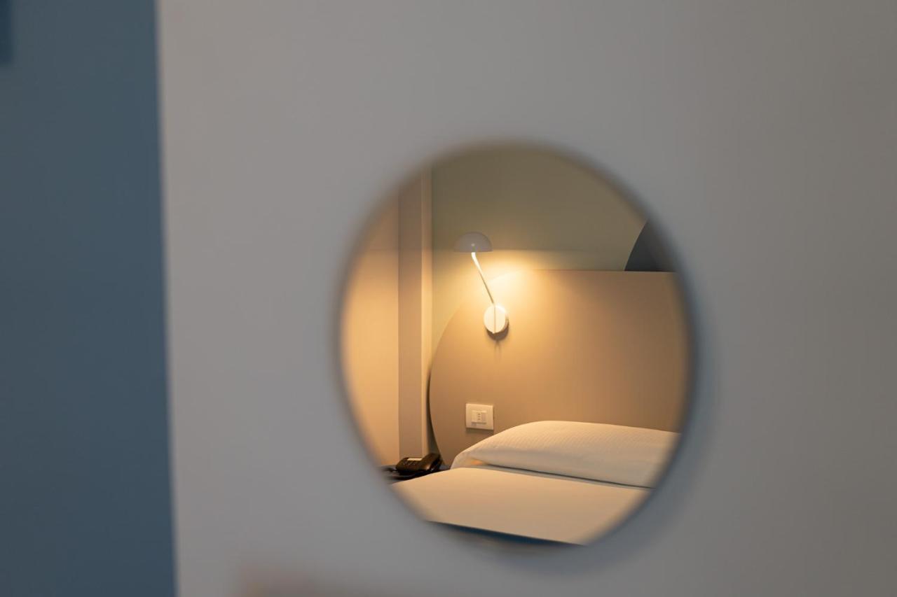 Hotel Smeraldo Lignano Sabbiadoro Buitenkant foto