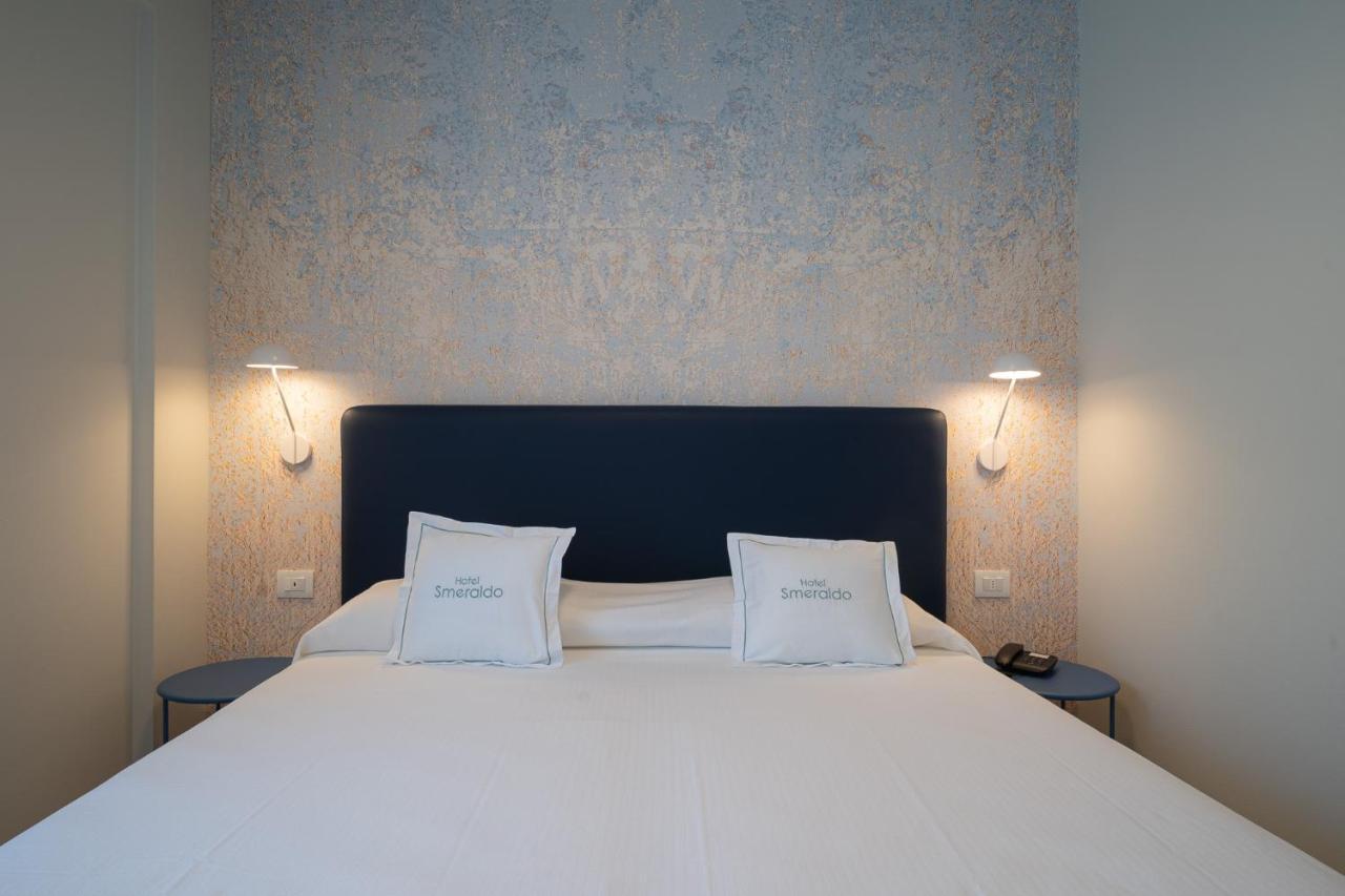 Hotel Smeraldo Lignano Sabbiadoro Buitenkant foto