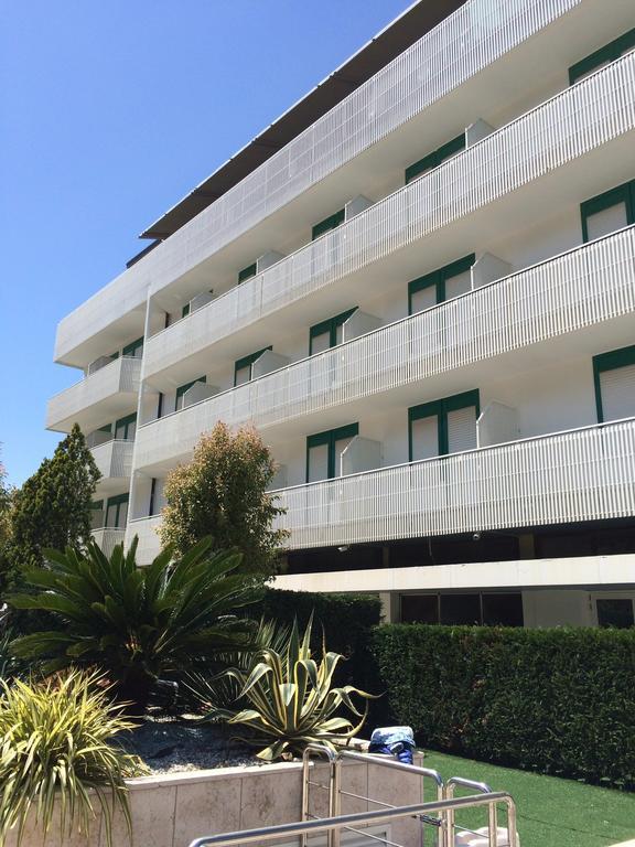 Hotel Smeraldo Lignano Sabbiadoro Buitenkant foto