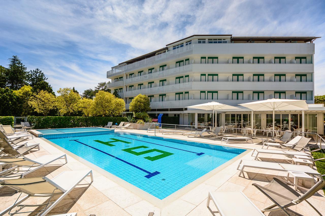 Hotel Smeraldo Lignano Sabbiadoro Buitenkant foto